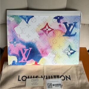 🦄Louis Vuitton Pochette Voyage MM, white+water multicolor